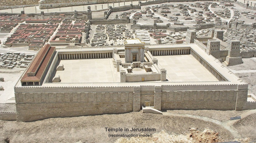 エルサレム神殿の影
